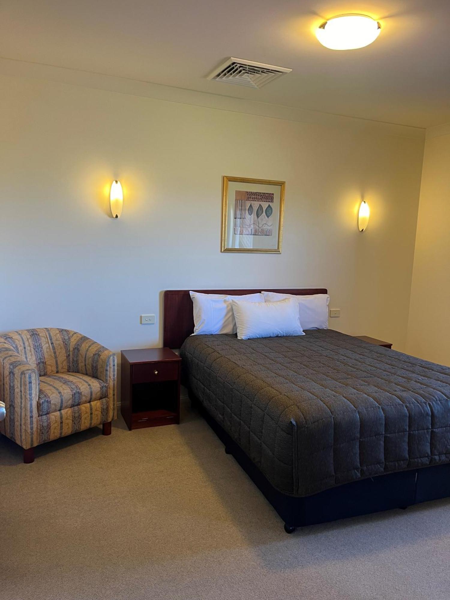 Turners Vineyard Motel Orange Exterior foto